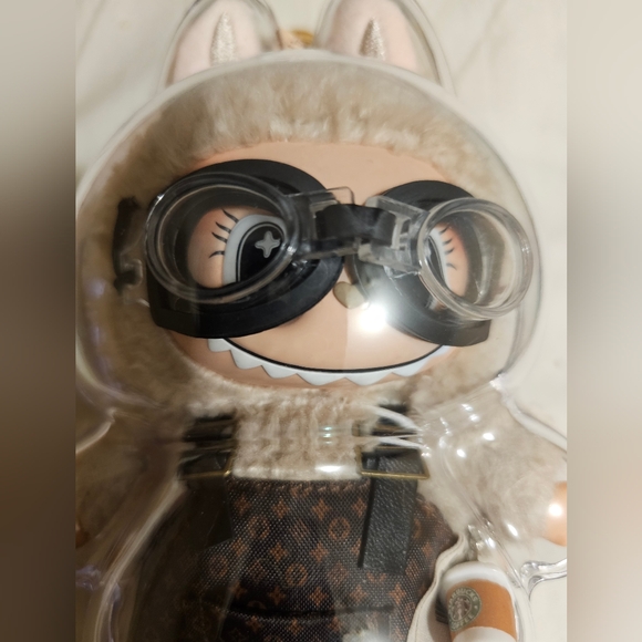 Labubu - Picture 3 of 7